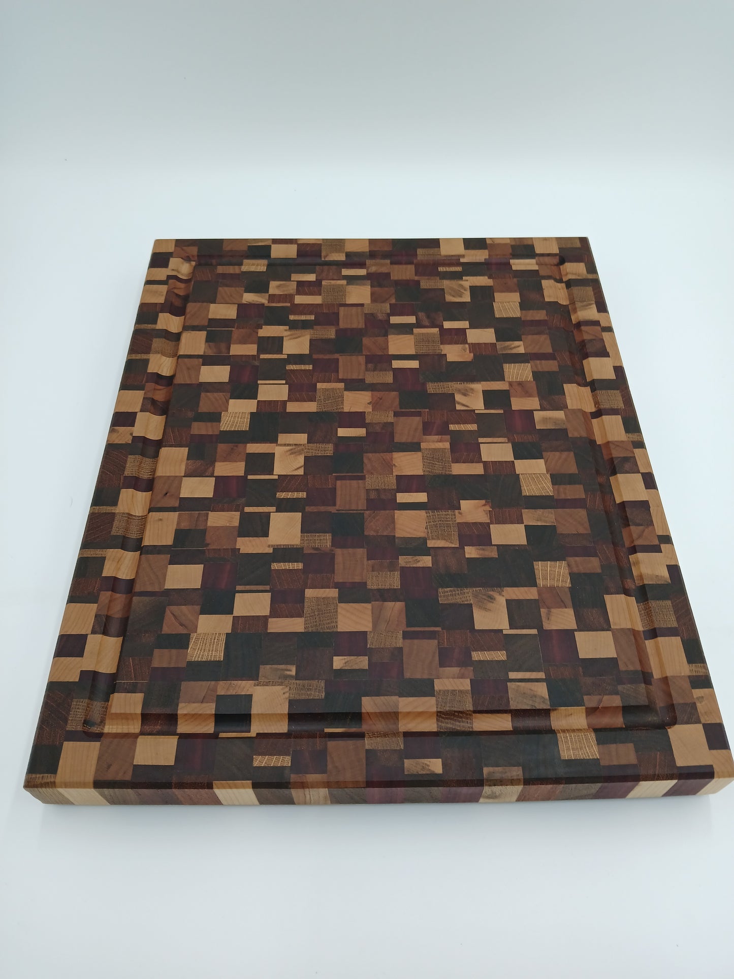 Chaos end grain Cutting board